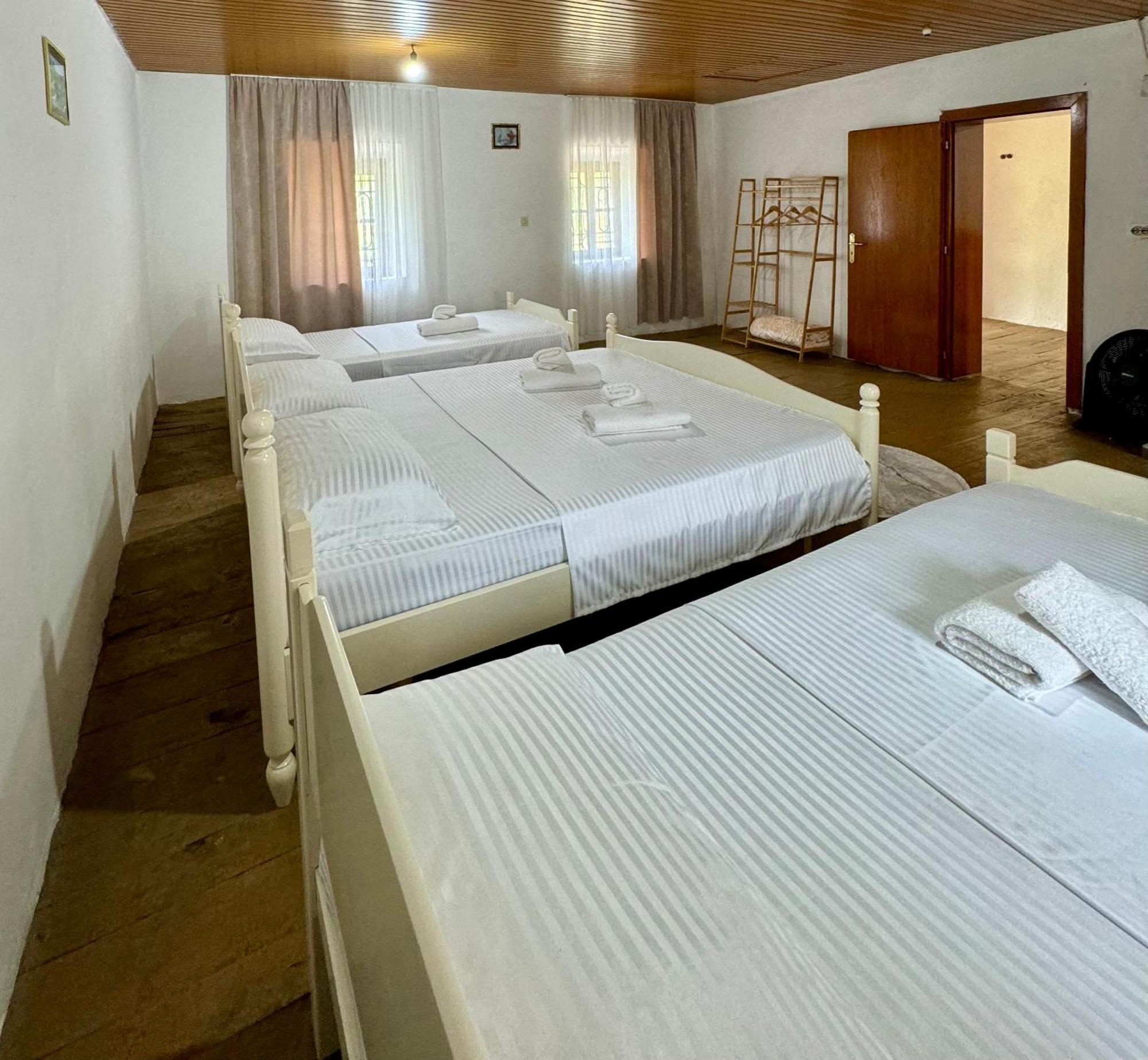 Guest House Noku Koman Ngoại thất bức ảnh